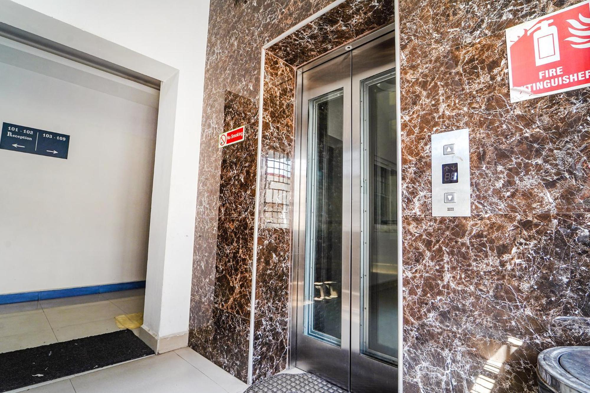 Fabexpress Silver Palace Chennai Ngoại thất bức ảnh